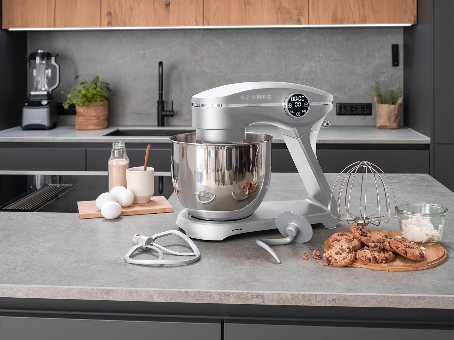 Impastatrice Planetaria KLAMER 1800W, con Ciotola in Acciaio Inossidabile da 6 Litri, 10 Velocità con Timer, Frusta a Filo, Gancio Impastatore, Frusta Piatta e Paraspruzzi