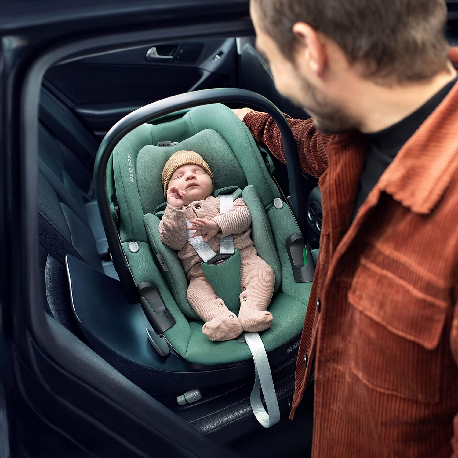 Maxi-Cosi Pearl 360 i-Size baby autositz, autositz 360 grad drehbar, 3 Monate - 4 Jahre (61-105 cm), Drehung mit nur einer Hand, ClimaFlow, Easy-In-Gurt, G-CELL, Authentic Black