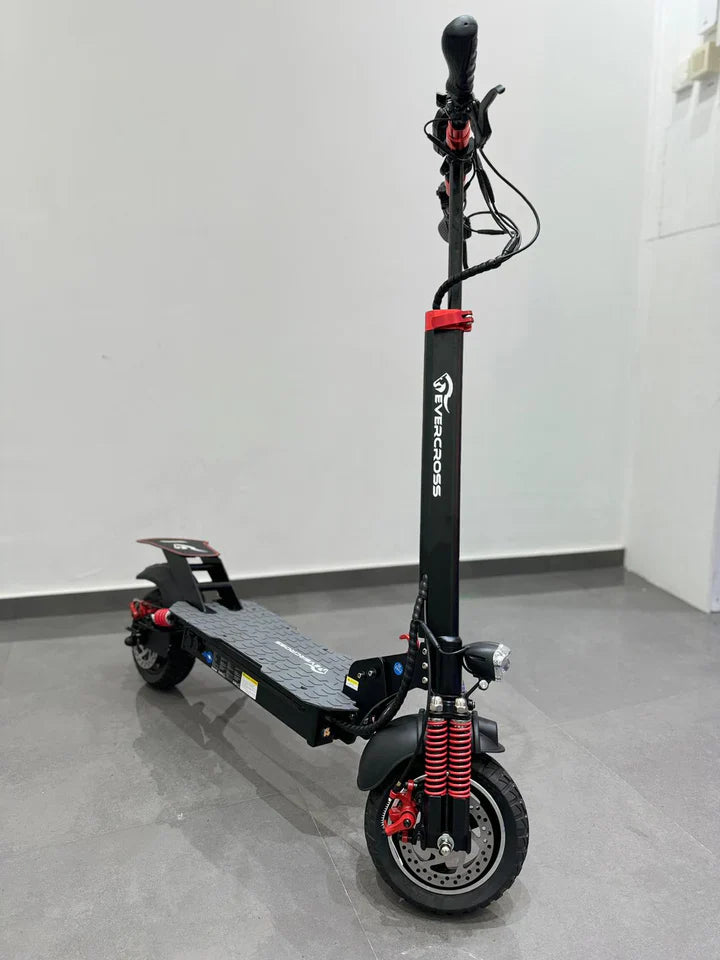 Evercross H7-HB24Max E-Scooter 800W 16.8Ah mit 10 Offroad-Reifen