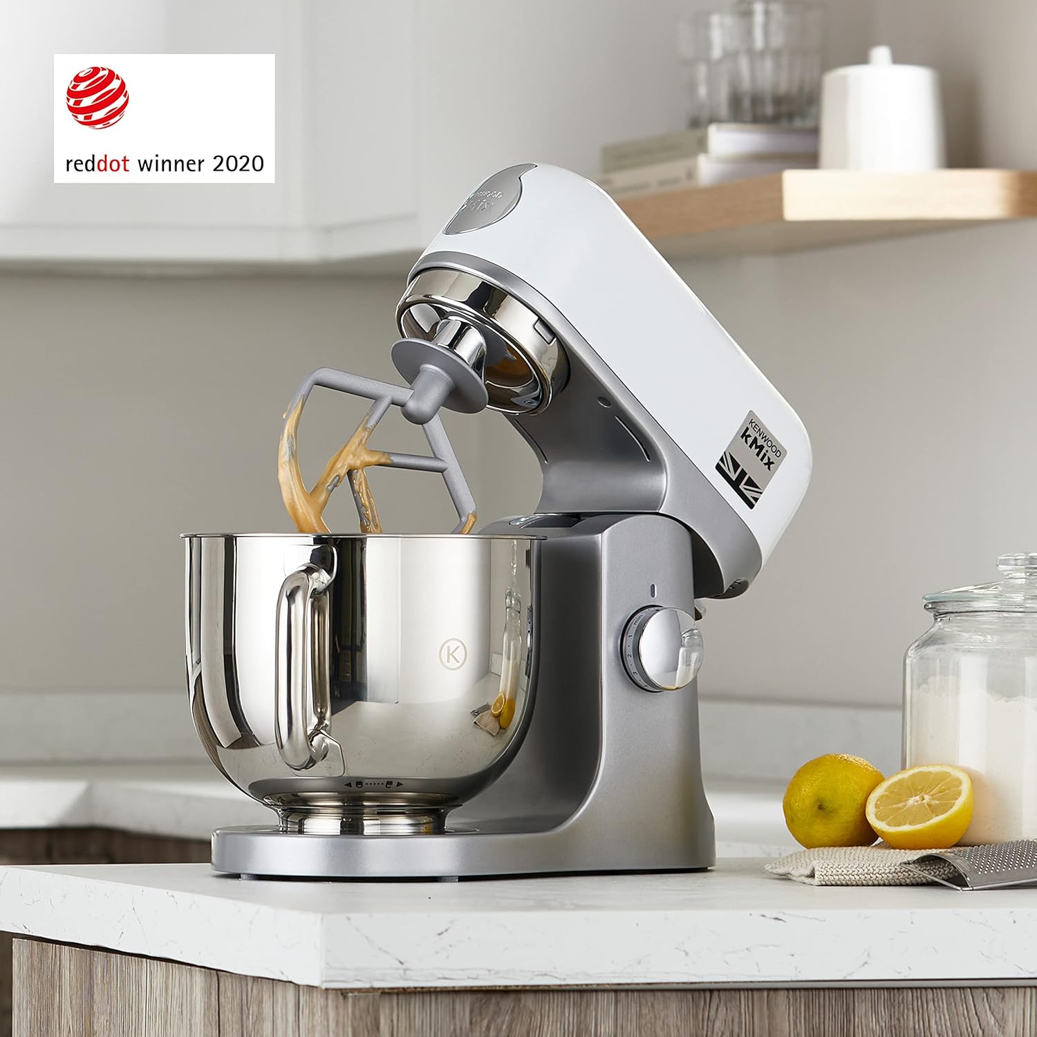 Kenwood kMix KMX750RD Robot da cucina, Ciotola in acciaio inox da 5 litri, Sistema di sicurezza Safe-Use, Corpo in metallo, 1000 Watt, Inclusi set di 3 accessori da pasticceria e paraspruzzi, Rosso