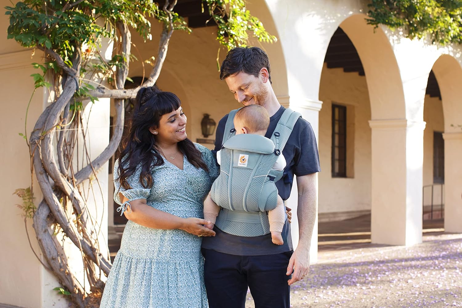 Ergobaby Omni Breeze Marsupio per Neonati dalla Nascita fino a 20 kg, Morbido Mesh SoftFlex a 4 Posizioni, Ergonomico, Porta Bebè, Natural Beige