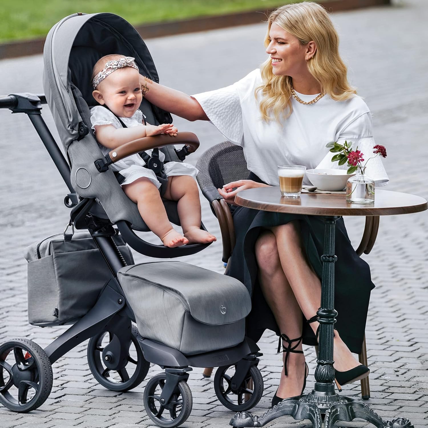Stokke Xplory X Wickeltasche – Trageoption als Schultertasche oder Rucksack – Inklusive faltbarer Wickelunterlage & Beuteltasche – UPF 50+, wasserabweisend, leicht zu reinigen