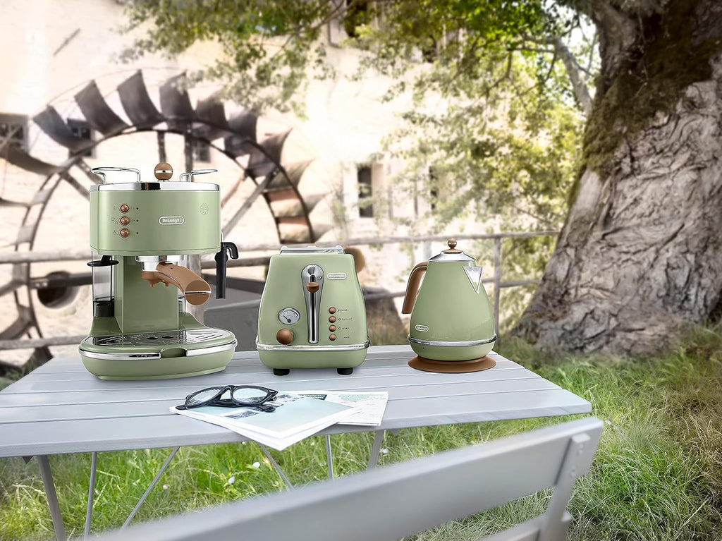 De'Longhi Icona Vintage ECOV 311.GR – Macchina da Caffè Espresso con Funzione Cappuccino, Design Retrò, con Montalatte Manuale, per Caffè in Polvere o Cialde E.S.E., Serbatoio dell’Acqua da 1,4 Litri, Verde