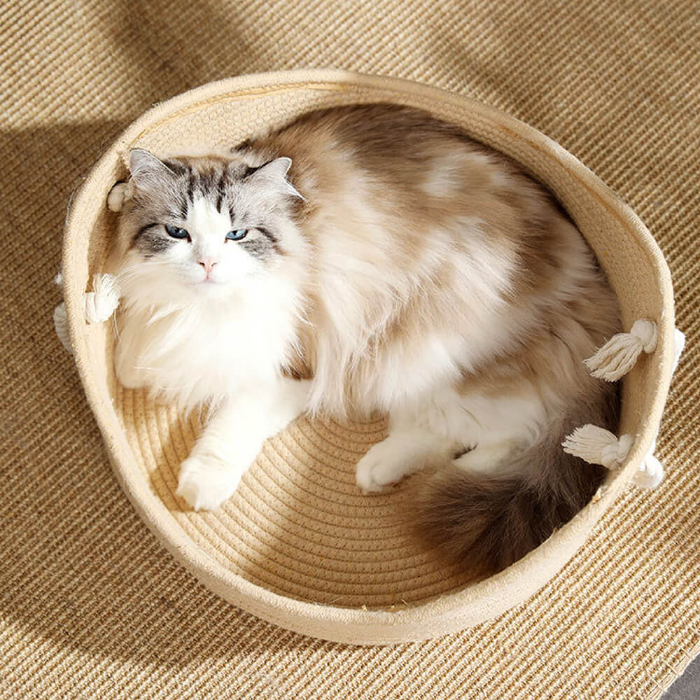 Luxus Katzenbett aus handgefertigtem Korb – PurrNest für maximalen Komfort