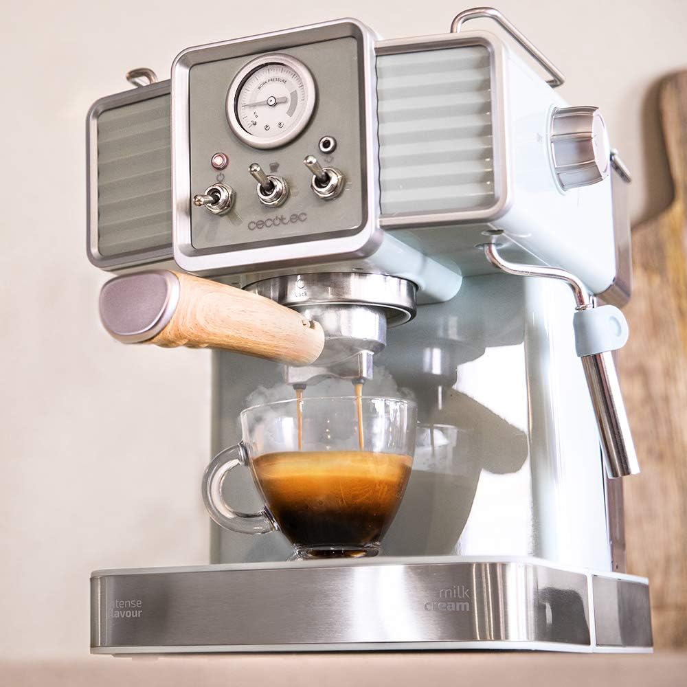 Cecotec Cumbia Power Espresso 20 Barista Aromax Caffettiera. Potenza 2900 W, 2 sistemi di riscaldamento, pompa a pressione da 20 bar, manometro, portafiltro a doppia uscita e 2 filtri (Tradizionale)