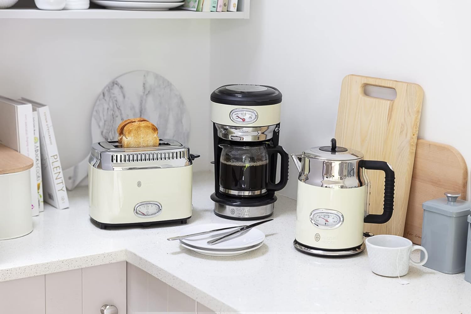 Russell Hobbs Toaster [für 2 Scheiben] Retro Edelstahl Creme (Countdown-Anzeige im Retrodesign, inkl. Brtchenaufsatz, 6 Brunungsstufen + Auftau- & Aufwrmfunktion, 1300W) Vintage 21682-56