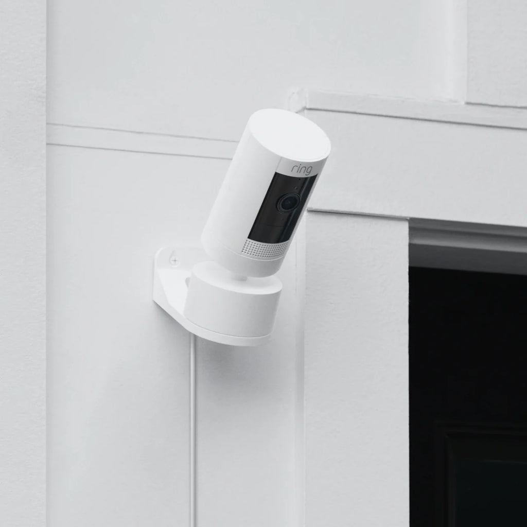 Stick Up Cam Plug-In mit Schwenk-/Kipphalterung