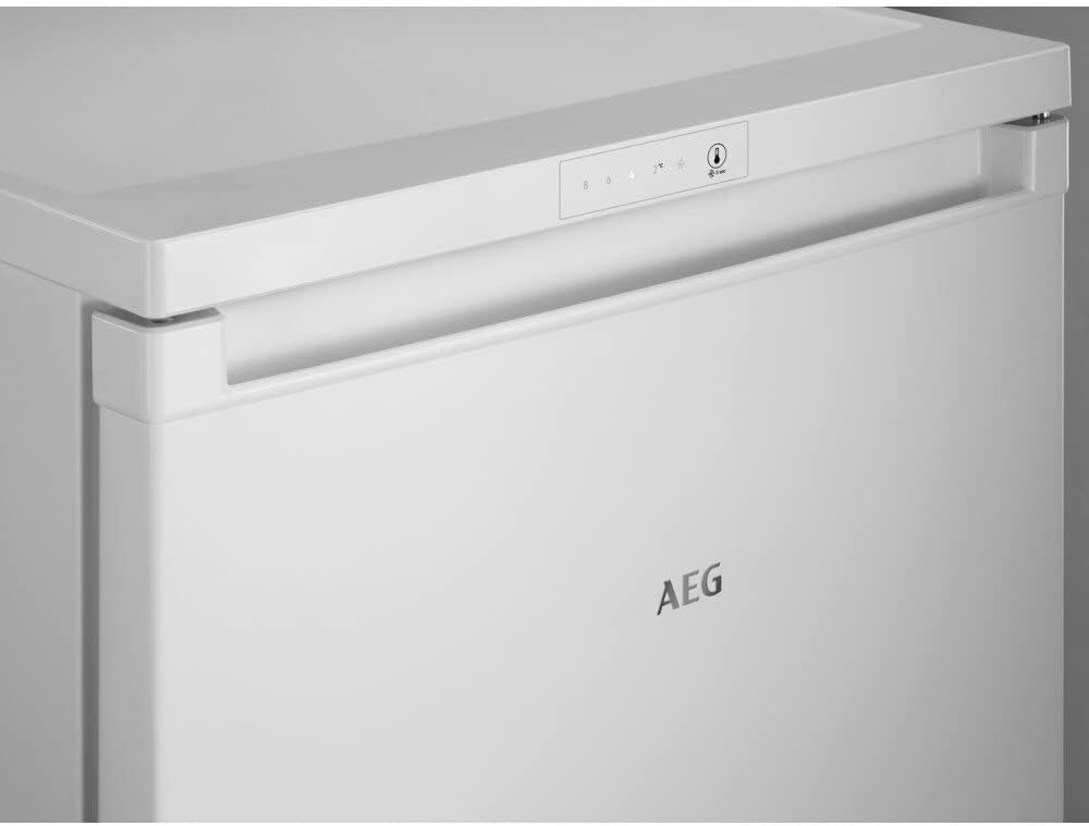 AEG RTS811DXAW Frigorifero da tavolo freestanding / 845 mm / scomparto congelatore 4 stelle / 120 L / D