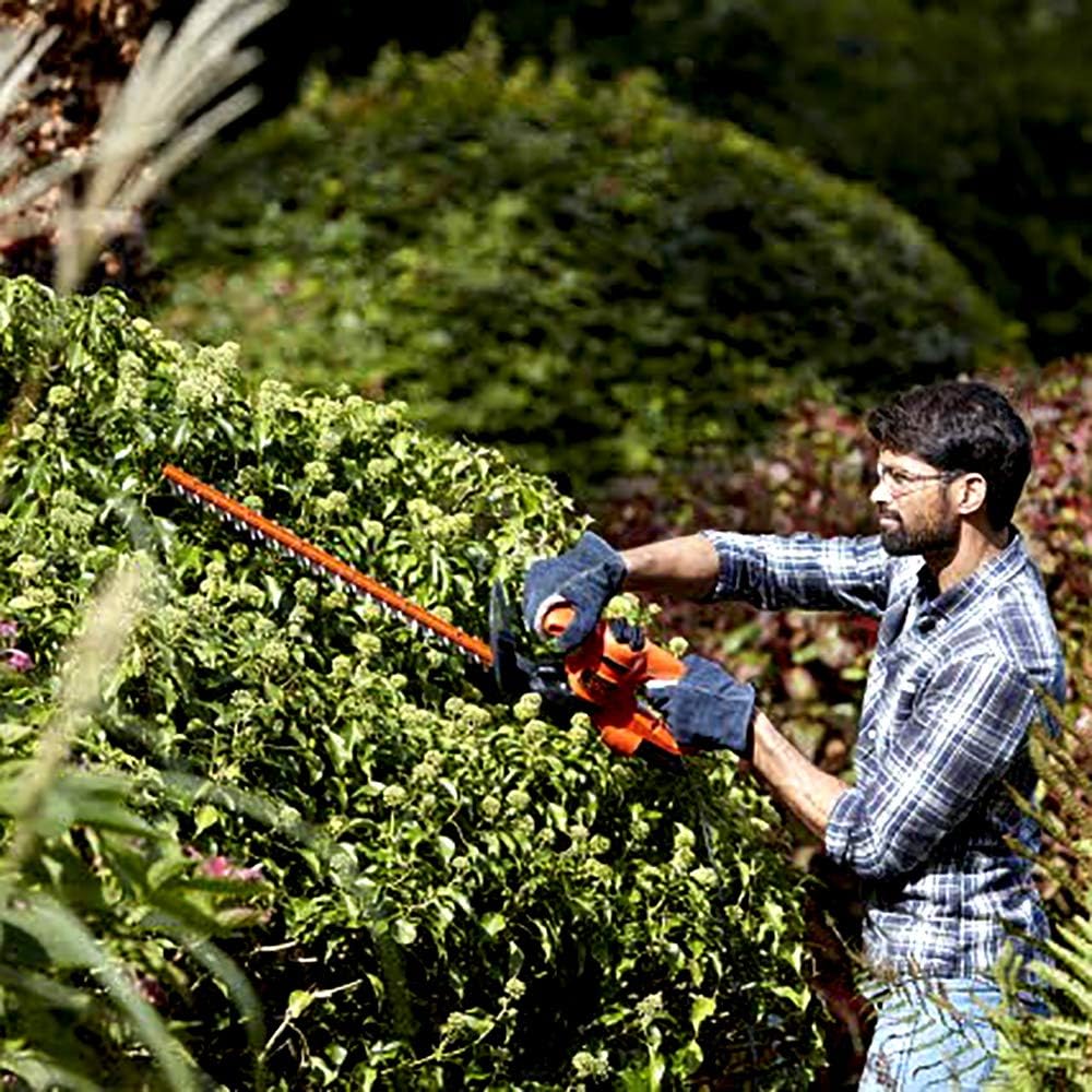 Black+Decker Tagliasiepi Elettrico BEHT201 (420W, lama 45 cm, taglio 16 mm, impugnatura a T e protezione trasparente, per piccole siepi)