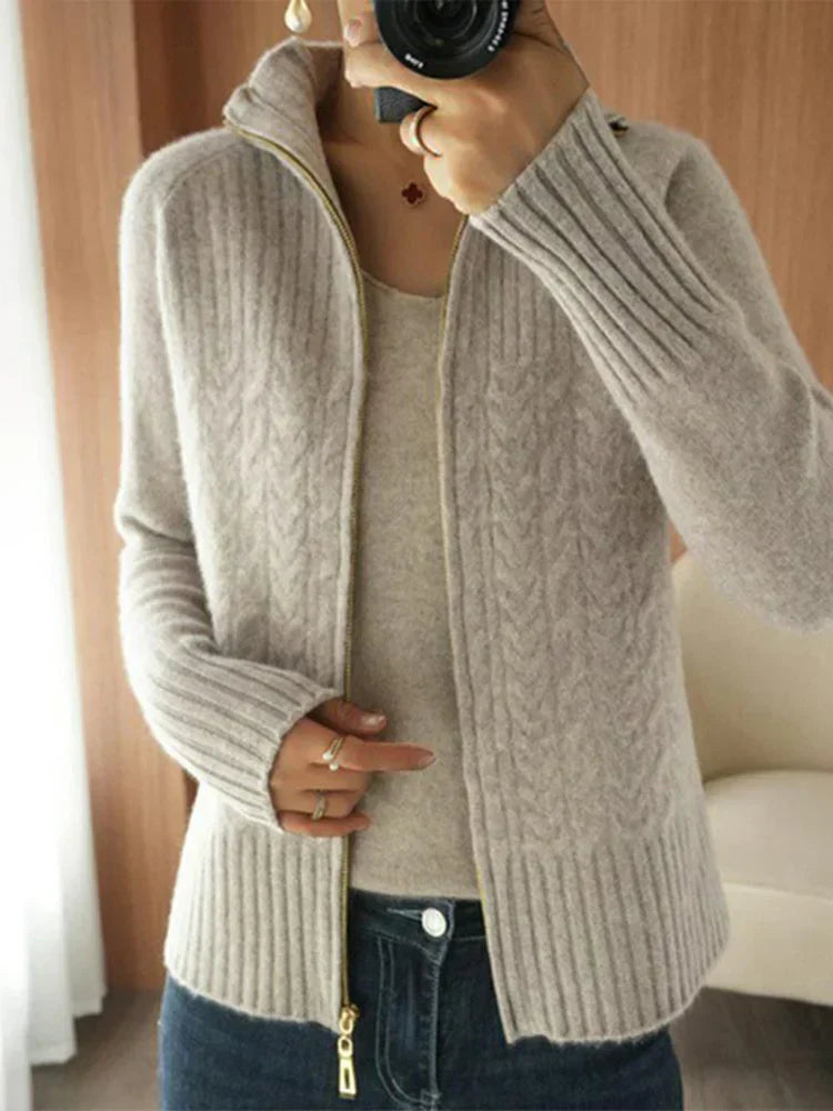 Makvala - Strickpullover mit Reiverschluss und V-Ausschnitt