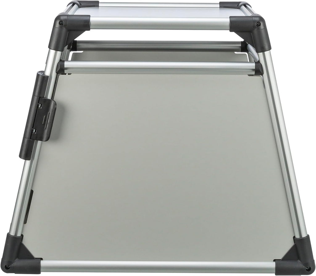 TRIXIE Hunde-Transportbox Aluminium in silber – M: 55 × 62 × 73 cm, stabile und geräuscharme Hundebox mit abgeschrägten Seiten, Sicherheitsverschluss & rutschfester Liegematte – 39342