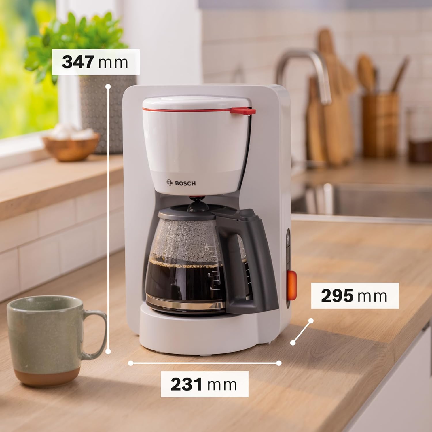 Bosch Filterkaffeemaschine MyMoment TKA3M134, Thermokanne 1 L, für 8-12 Tassen, Tropfstopp, schwenkbarer Filtertrger, Entkalkungsprogramm, abnehmbarer Wassertank, 1200 Watt, Schwarz matt