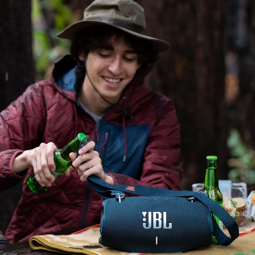 JBL Xtreme 4 Altoparlante portatile in colorazione Camouflage – Cassa portatile Bluetooth con bassi profondi, AI Sound Boost e power bank integrato – Impermeabile e resistente alla polvere – 24 ore di autonomia
