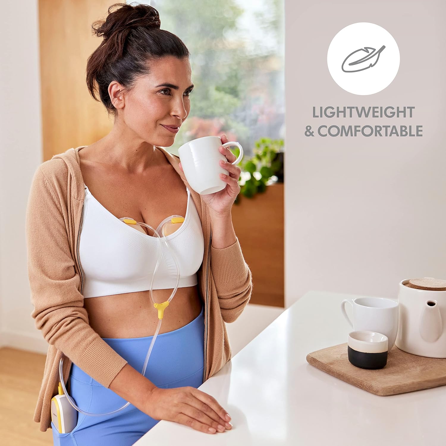 Medela Swing Maxi Tiralatte Elettrico Doppio a Mani Libere – Design Semplice e Intuitivo per l'Uso in Movimento – Connettibile all'App Medela Family