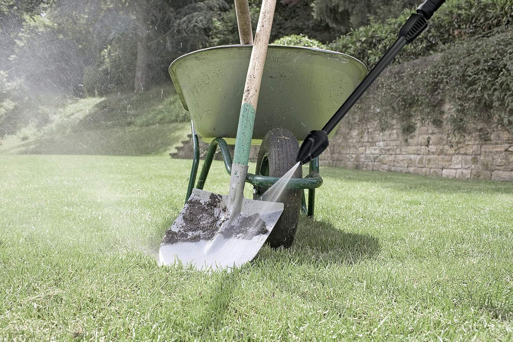 Krcher Hochdruckreiniger K 4 Classic, Druck: max. 130 bar, Frdermenge: 420 l/h, Flchenleistung: 30 m/h, Wasserfilter, Gewicht: 4,6 kg, Hochdruckschlauch und -pistole, Dreckfrser, Strahlrohr