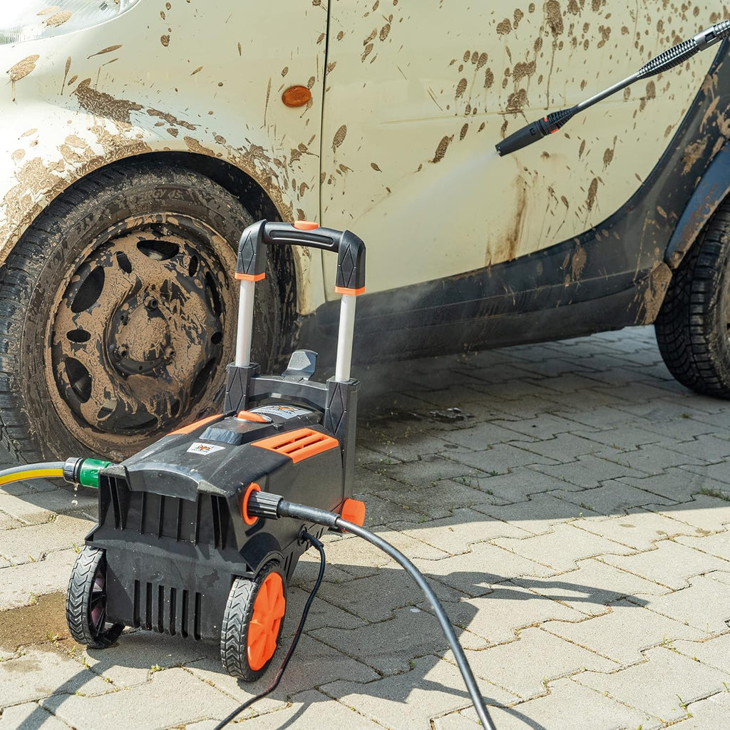 Idropulitrice DELTAFOX - pressione max 135 bar - 1800 W - portata max 420 l/h - tubo flessibile 5m - cavo 5m - serbatoio detergente 0,8L - avvolgitubo - pompa in alluminio