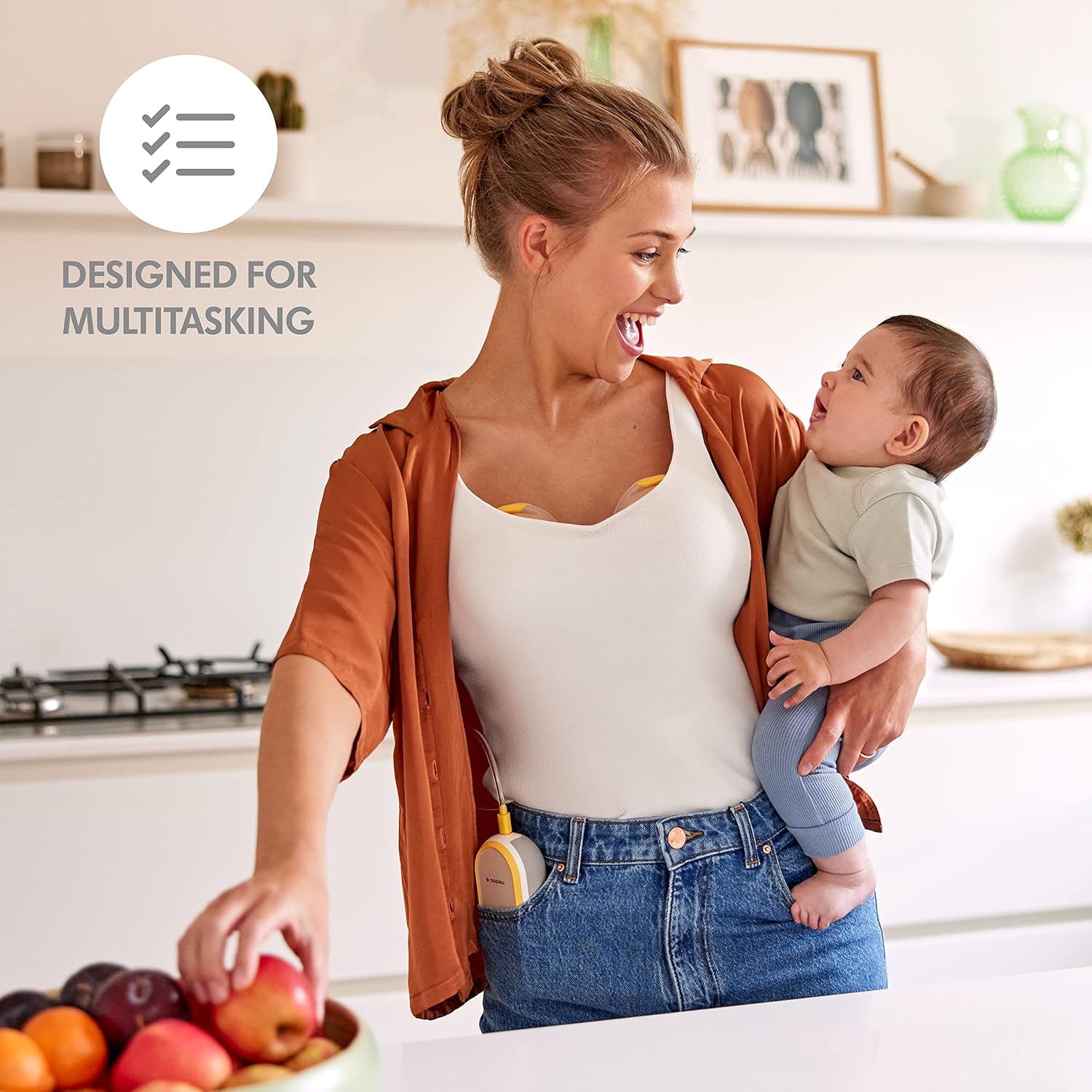 Medela Swing Maxi Tiralatte Elettrico Doppio a Mani Libere – Design Semplice e Intuitivo per l'Uso in Movimento – Connettibile all'App Medela Family
