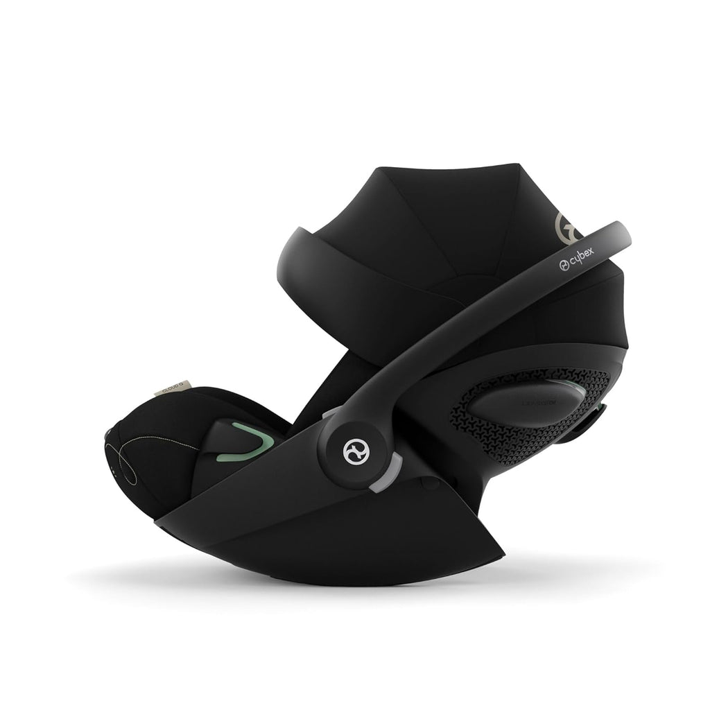 CYBEX Gold Seggiolino auto Cloud G i-Size Comfort, con riduttore per neonato, dalla nascita a circa 24 mesi, per bambini da 40 cm a 87 cm, max. 13 kg, Moon Black
