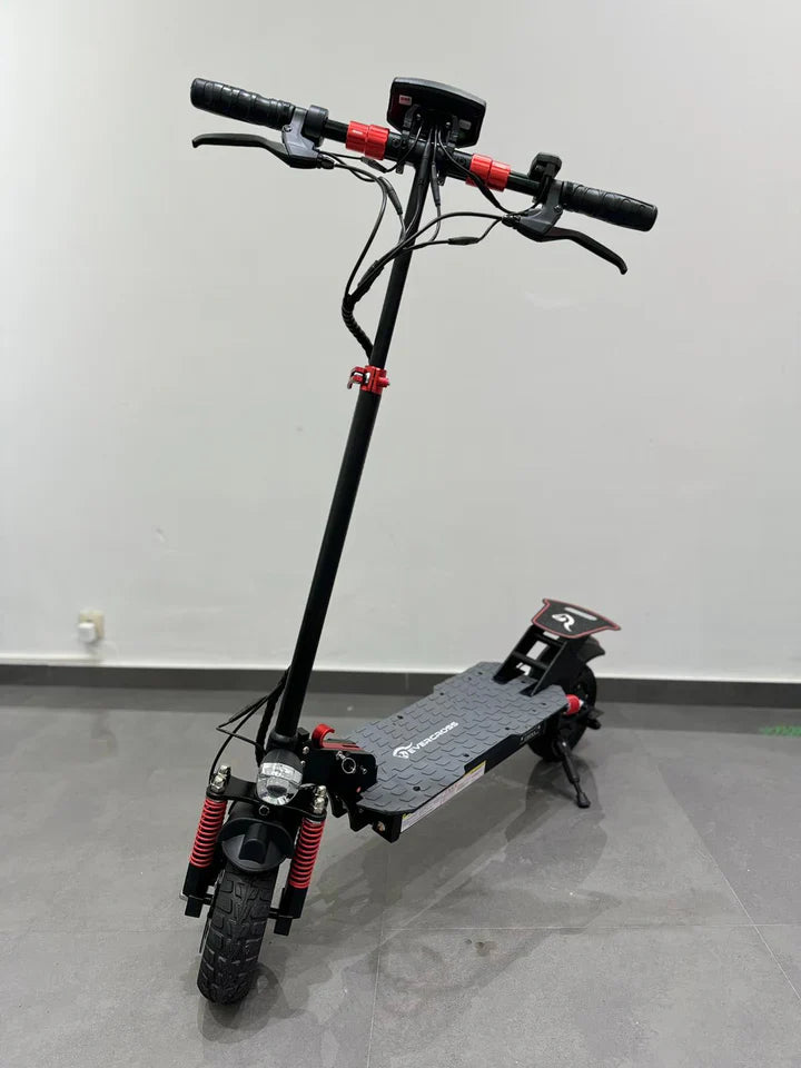 Evercross H7-HB24Max E-Scooter 800W 16.8Ah mit 10 Offroad-Reifen