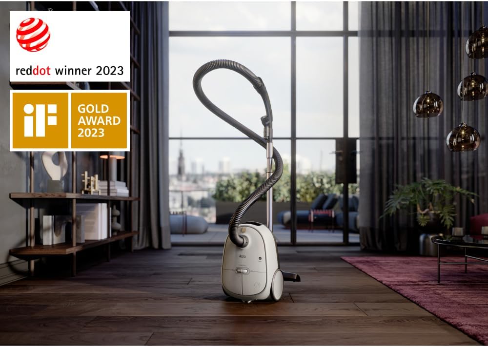 AEG CLEAN 6000 AB61C2DB Aspirapolvere con sacco / elevata potenza di aspirazione / include bocchetta per imbottiti / 50% plastica riciclata / ideale per proprietari di animali domestici / pulizia di tappezzeria / cavo da 12 m / 750 W / Blu