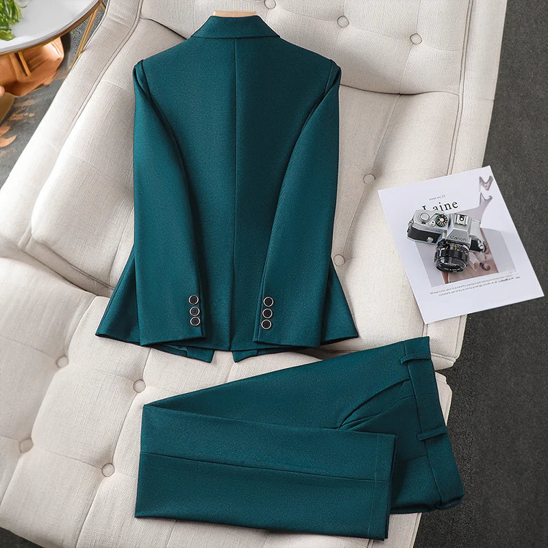 Completo blazer elegante da donna