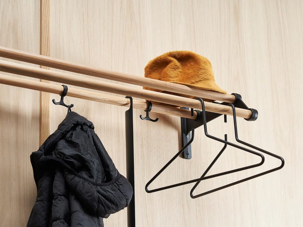Essem Design Dreieckiger Kleiderbügel, Wei