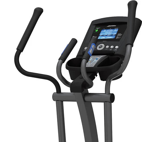 Life Fitness Crosstrainer E1 Go Vorführgert