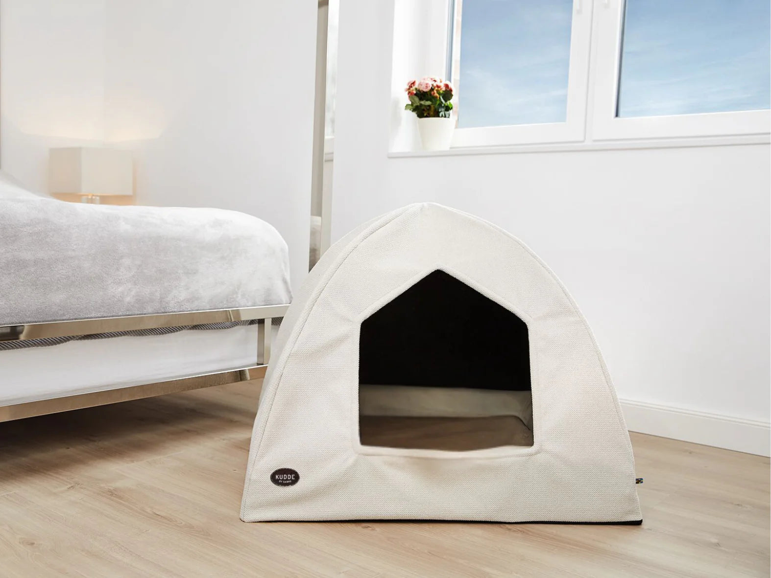 Hundehhle zum KUDDE Hundebett: Iglu Hydda