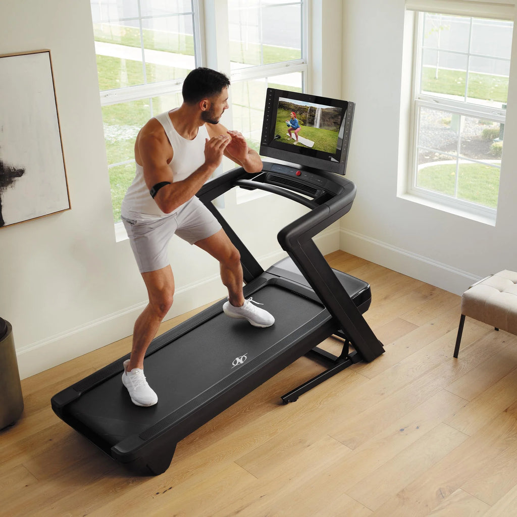 NordicTrack Laufband Commercial 2450 klappbar