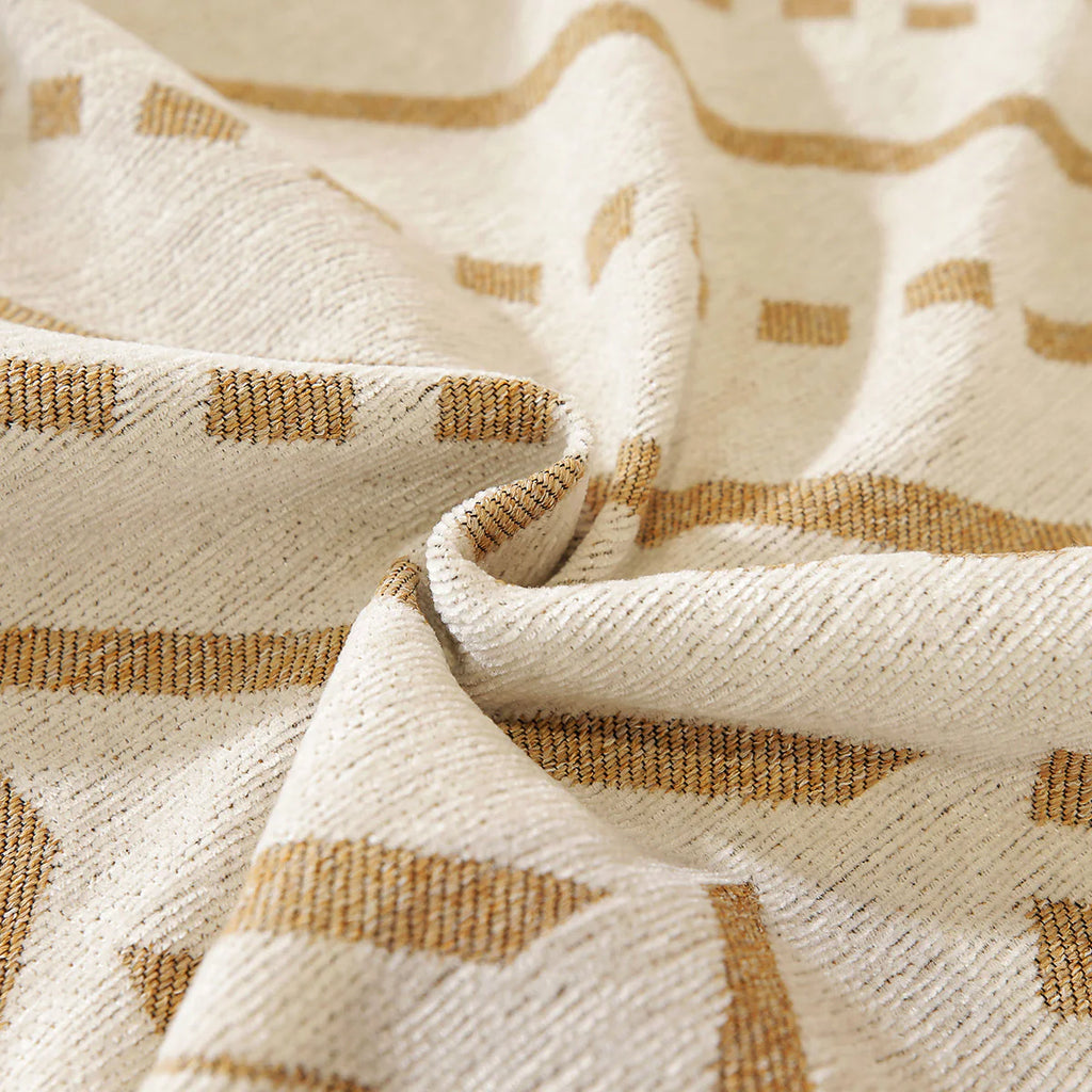 Copridivano Inca Beige – Moderna protezione per divani con motivo elegante