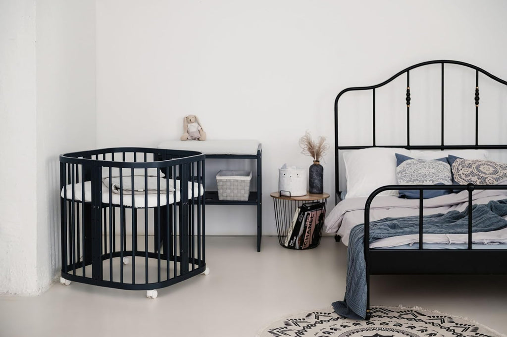 Waldin Lettino per bambini in legno 7in1 con materasso, Letto "Cresci con me", Ventilato, Base regolabile in 5 altezze, Set All-Inclusive, Legno Bianco