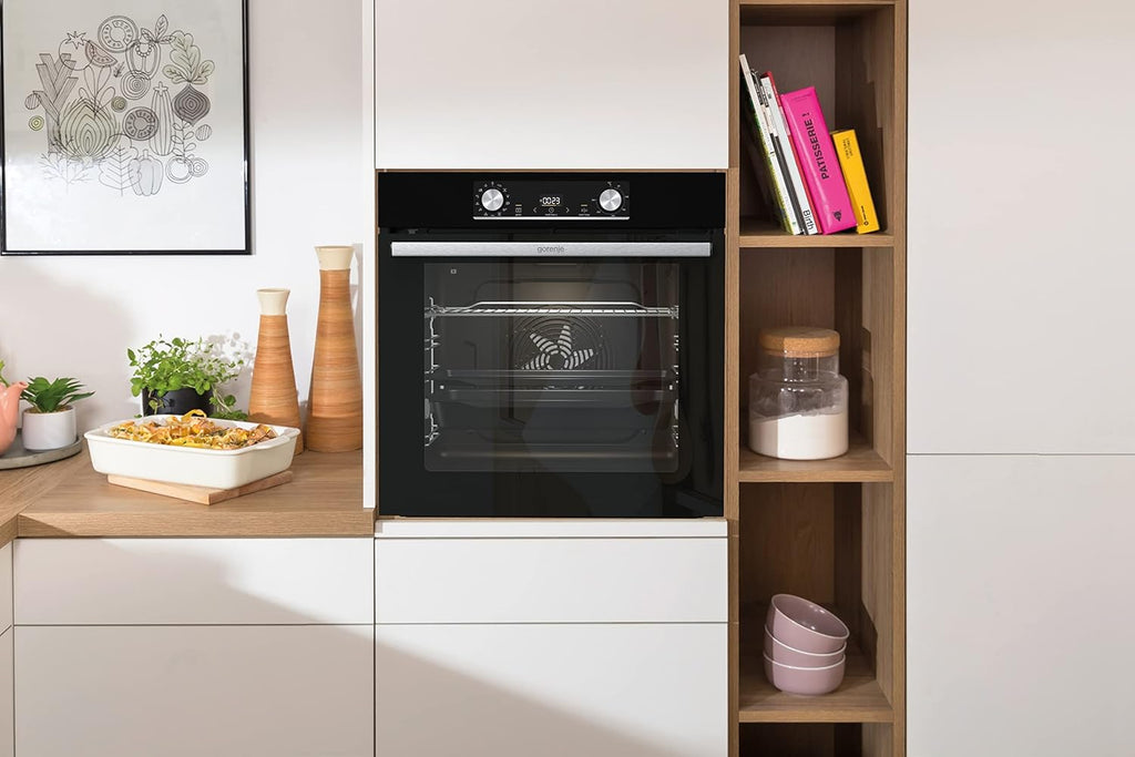 Gorenje 738971 Einbaubackofen-Set OptiBake Black Steam Pyro Set / 77L / Heißluft/Pyrolyse/ExtraSteam/GentleClose/AirFry/Pizzamode 300°C/PerfectGrill/Induktions-Kochfeld mit BridgeZone/schwarz