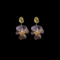 Orecchini a perno con viola del pensiero - Piccoli fiori con foglia