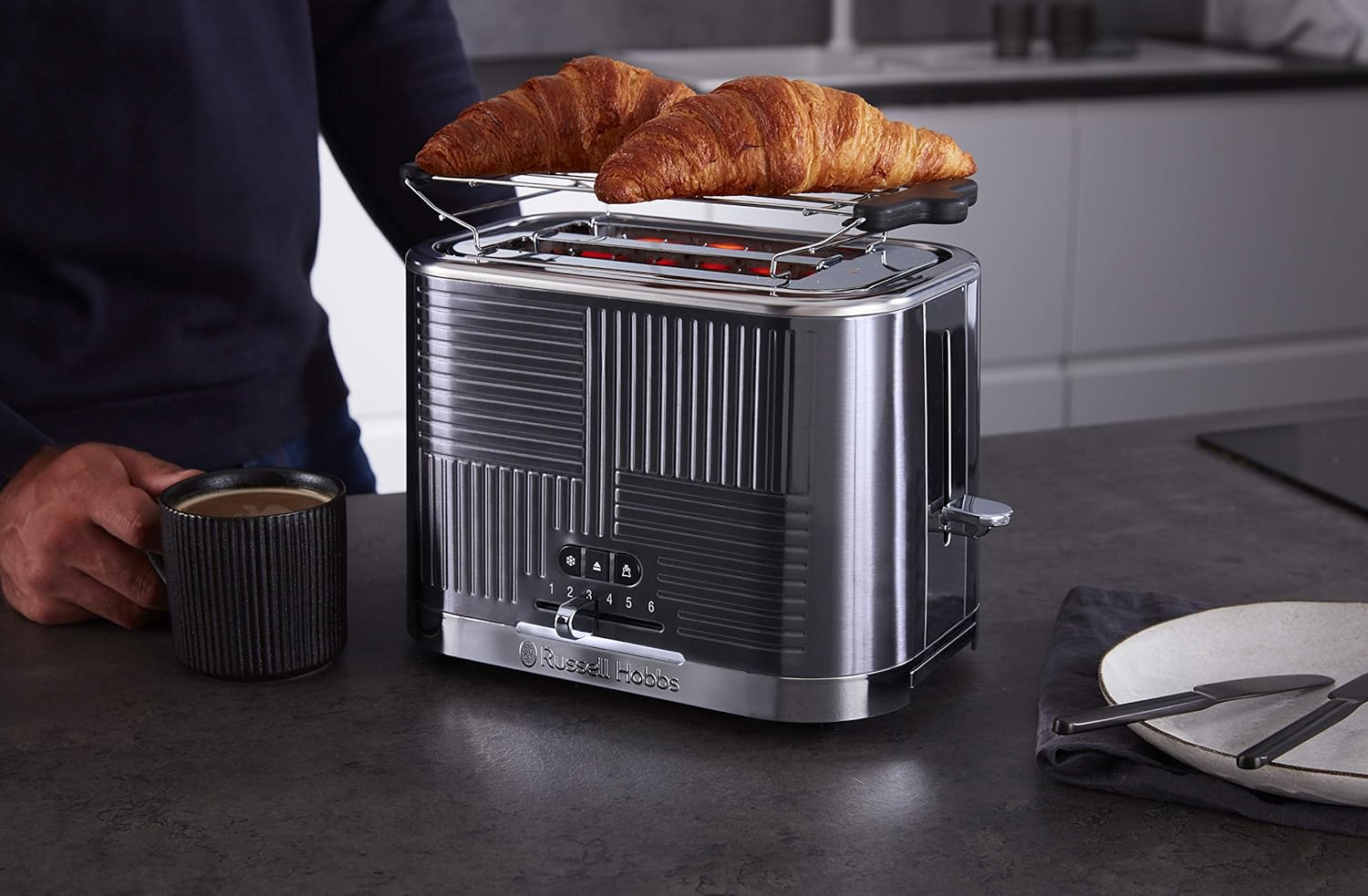 Russell Hobbs GeoSteel Set Colazione: Tostapane, Bollitore e Macchina per il Caffè