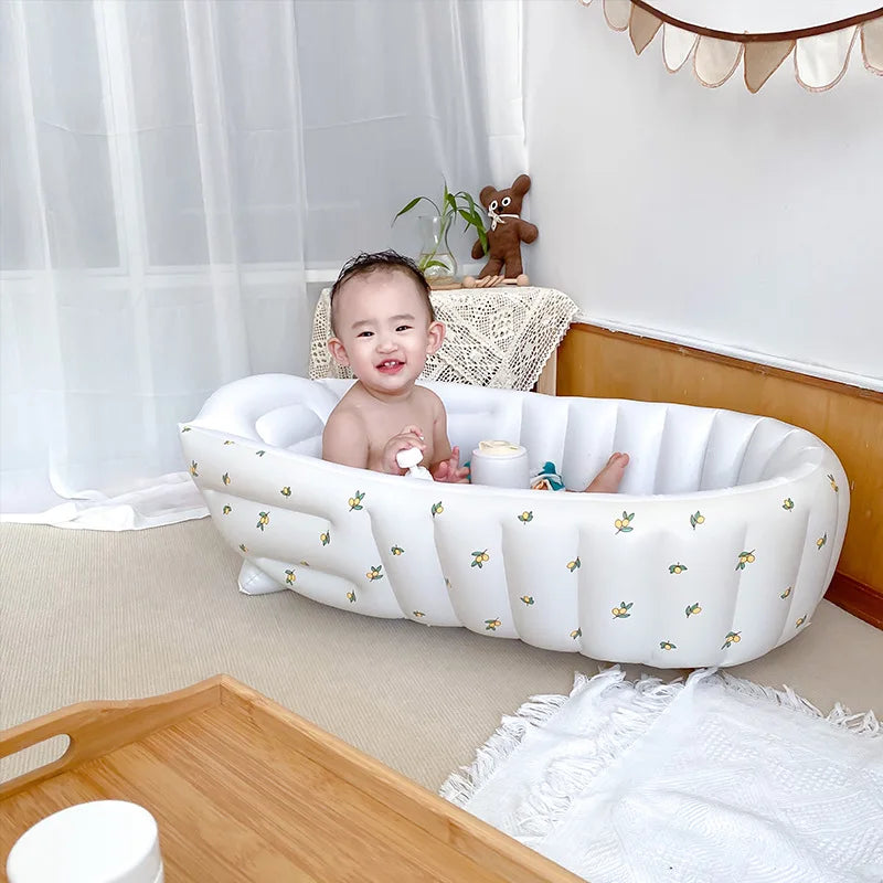 Blow Up Baby Bath - für kleine Wasserratten - Aufblasbare Babywanne
