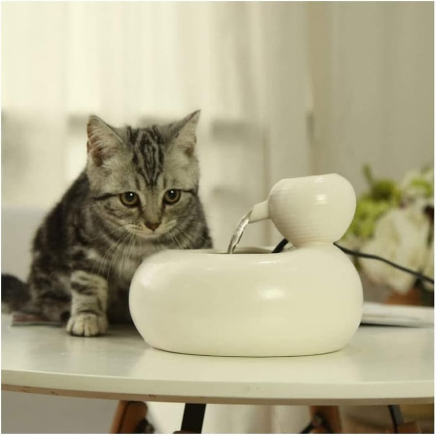 ALEjon Tragbarer Trinkbrunnen aus Keramik für Haustiere – automatische Zirkulation und leises, rutschfestes Design – Perfekter Wasserspender für Katzen und Hunde, 1,5 l, 1,5 l