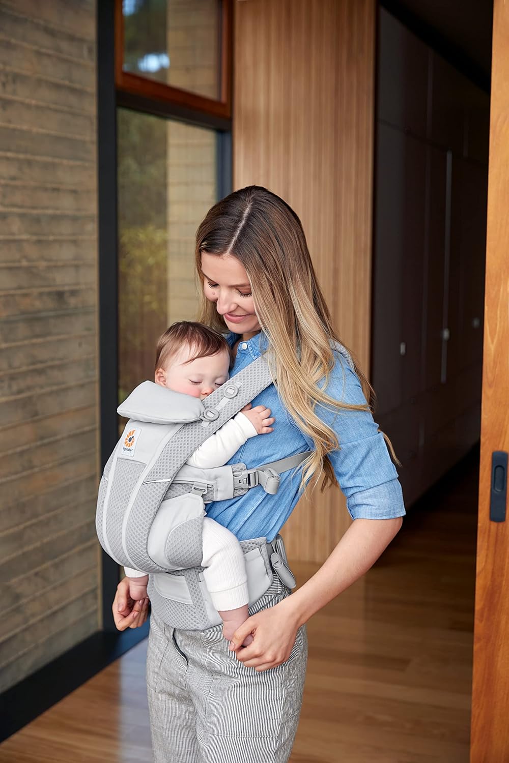 Ergobaby Omni Breeze Marsupio per Neonati dalla Nascita fino a 20 kg, Morbido Mesh SoftFlex a 4 Posizioni, Ergonomico, Porta Bebè, Natural Beige