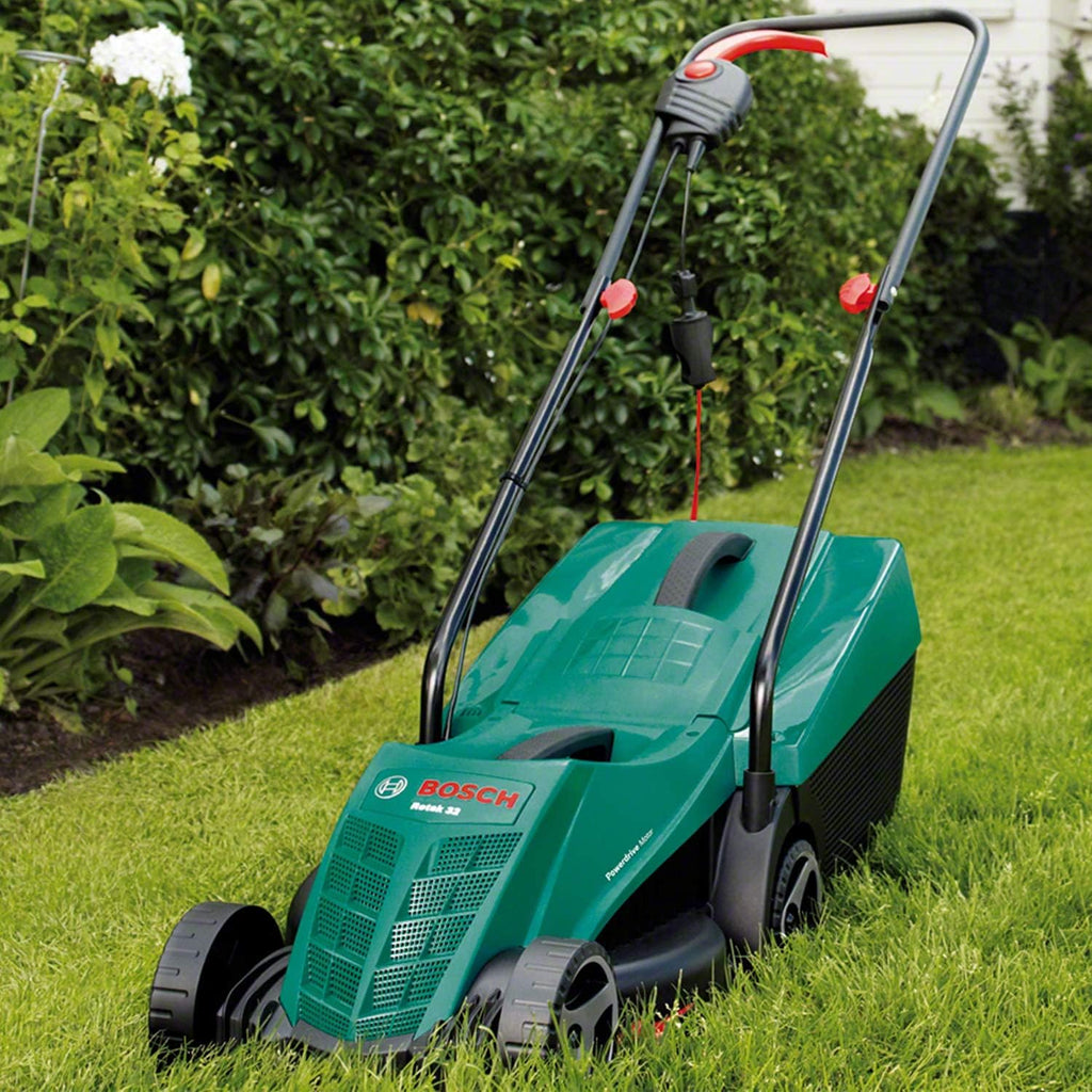 Bosch Tosaerba ARM 3200 (1200 W, larghezza di taglio: 32 cm, con lama aggiuntiva inclusa, in scatola) – Amazon Edition