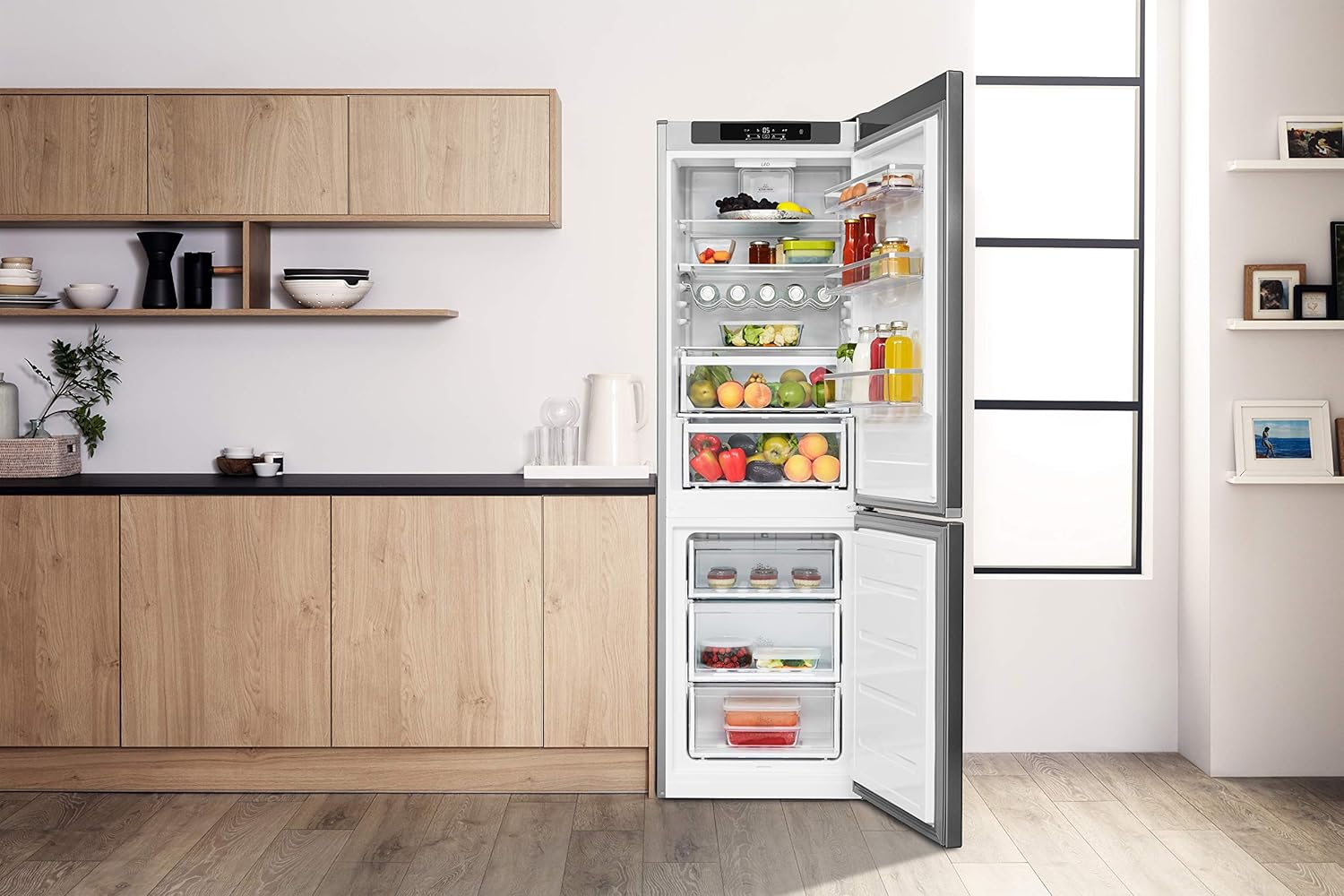 Combinazione Frigorifero/Congelatore Bauknecht, altezza 189 cm, capacità totale 339 litri / LessFrost/Fresh Zone+/Active Fresh/Funzione Super Cooling/Active Freeze