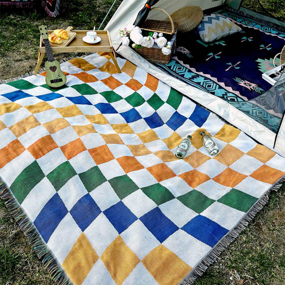 Coperta multifunzionale per divano con protezione antigraffio e design a scacchiera color block