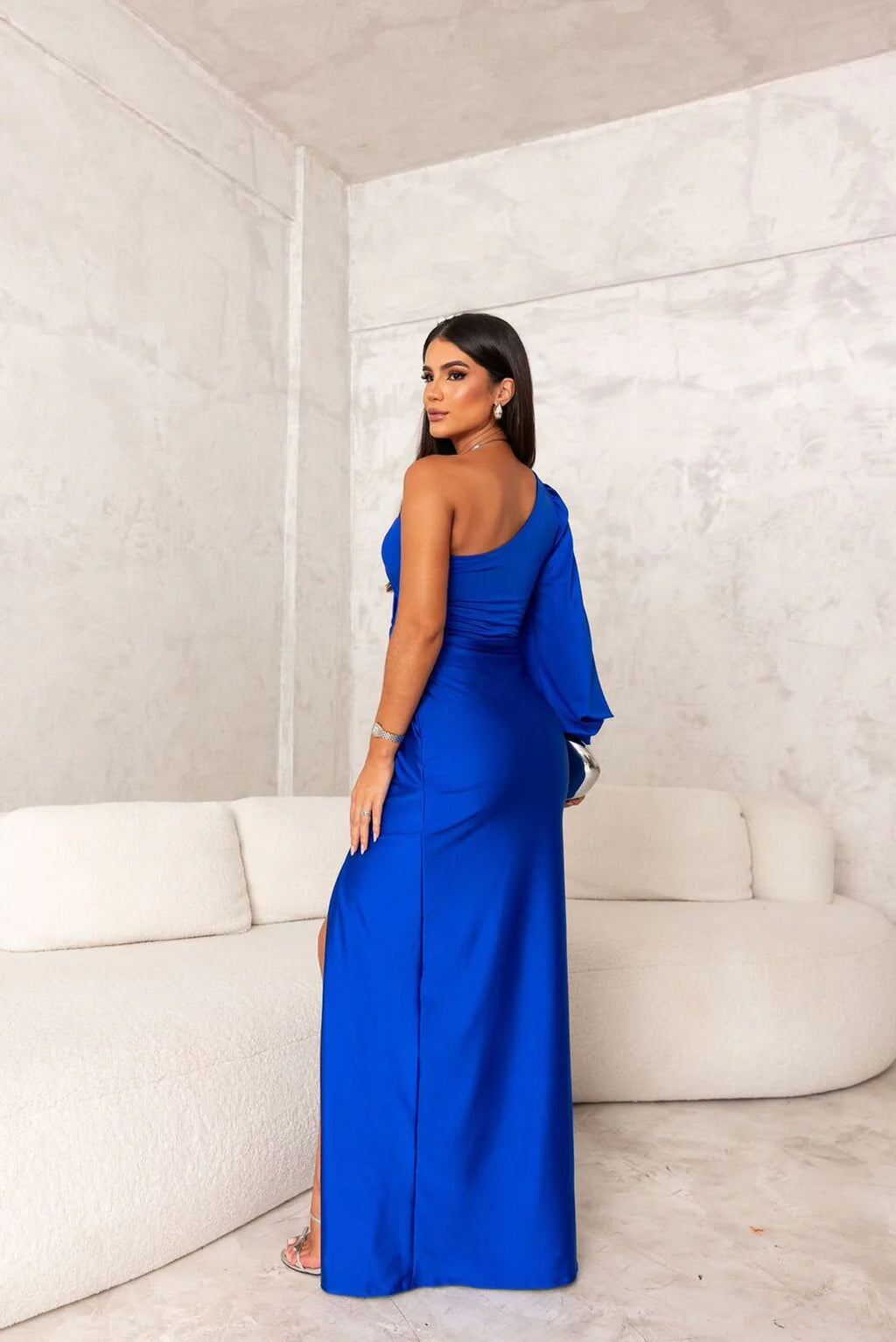 Lozenda - Elegantes Kleid mit Finesse