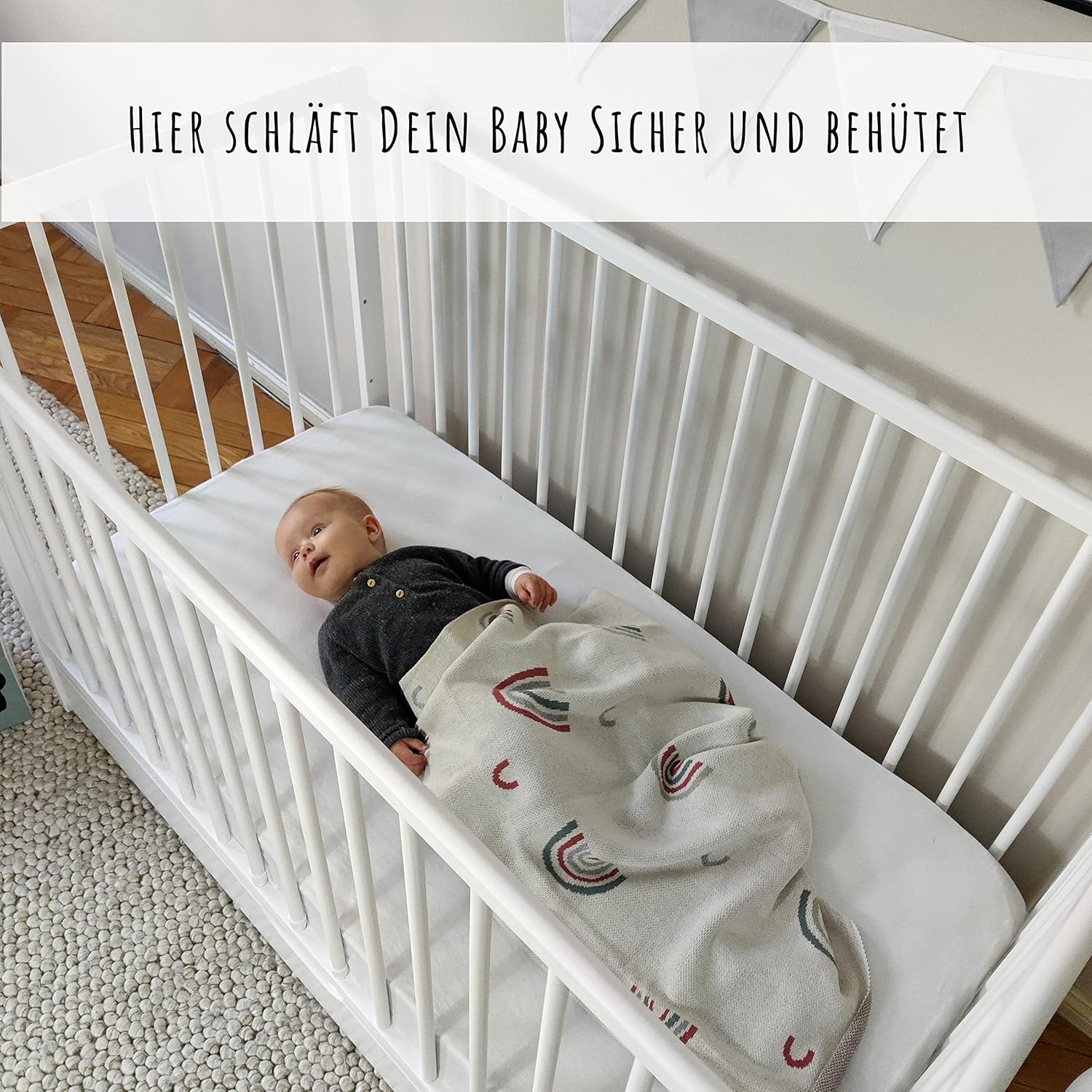 Kids Collective Babybett mit Schublade Kinderbett Gitterbett 60x120 höhenverstellbar & herausnehmbare Sprossen optional mit Matratze | Weiss sehr stabil Made in Europe