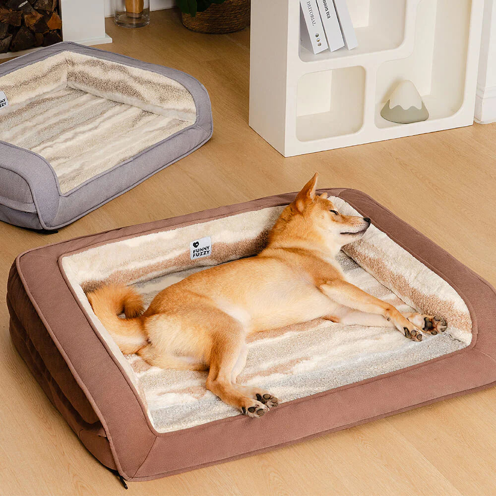 Bequeme orthopdische Hundecouch aus Kunstlammwolle