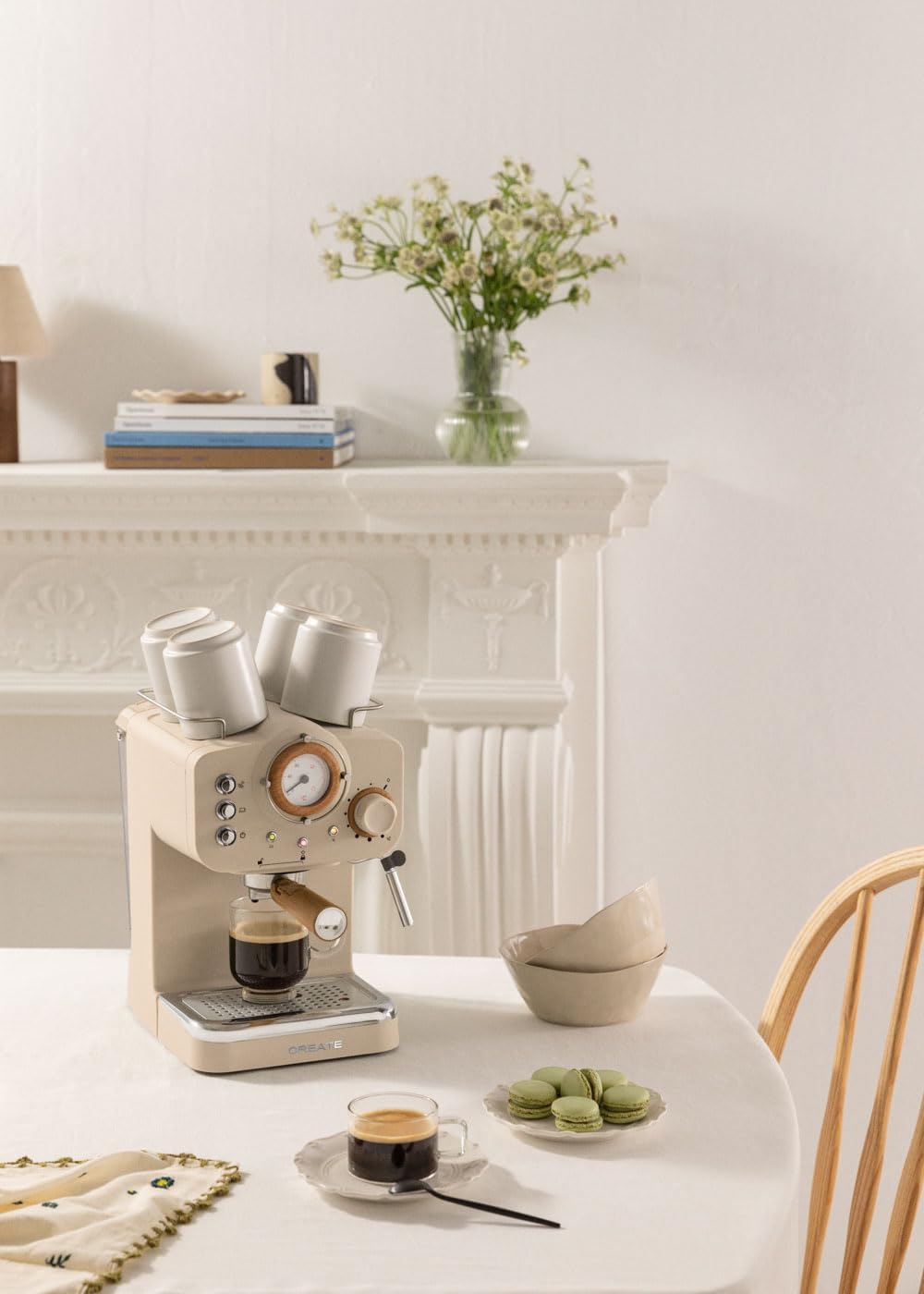 CREATE / THERA RETRO/Macchina da caffè espresso semiautomatica Rosa Pastello Opaco e Legno / Pompa a pressione 20bar, 1100W, Serbatoio acqua 1.25L, per caffè macinato, cialde ESE 55mm, con vaporizzatore, 1100W