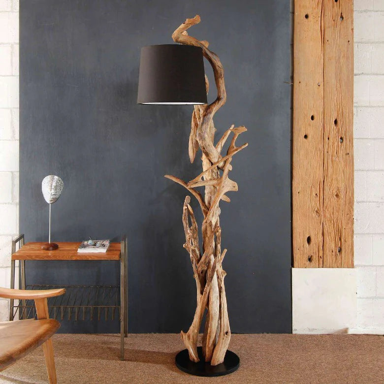 Lampada in legno radice MORGAN con paralume nero