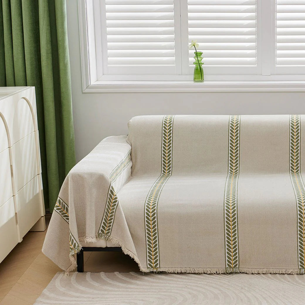Sofabezug Leafline Grün – Moderner Couchschutz mit stilvollem Blattmuster