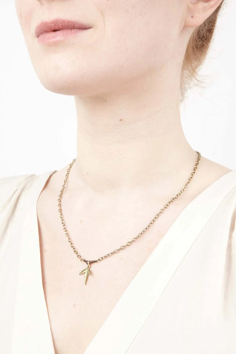 Bambù - Collana con ciondolo piccolo