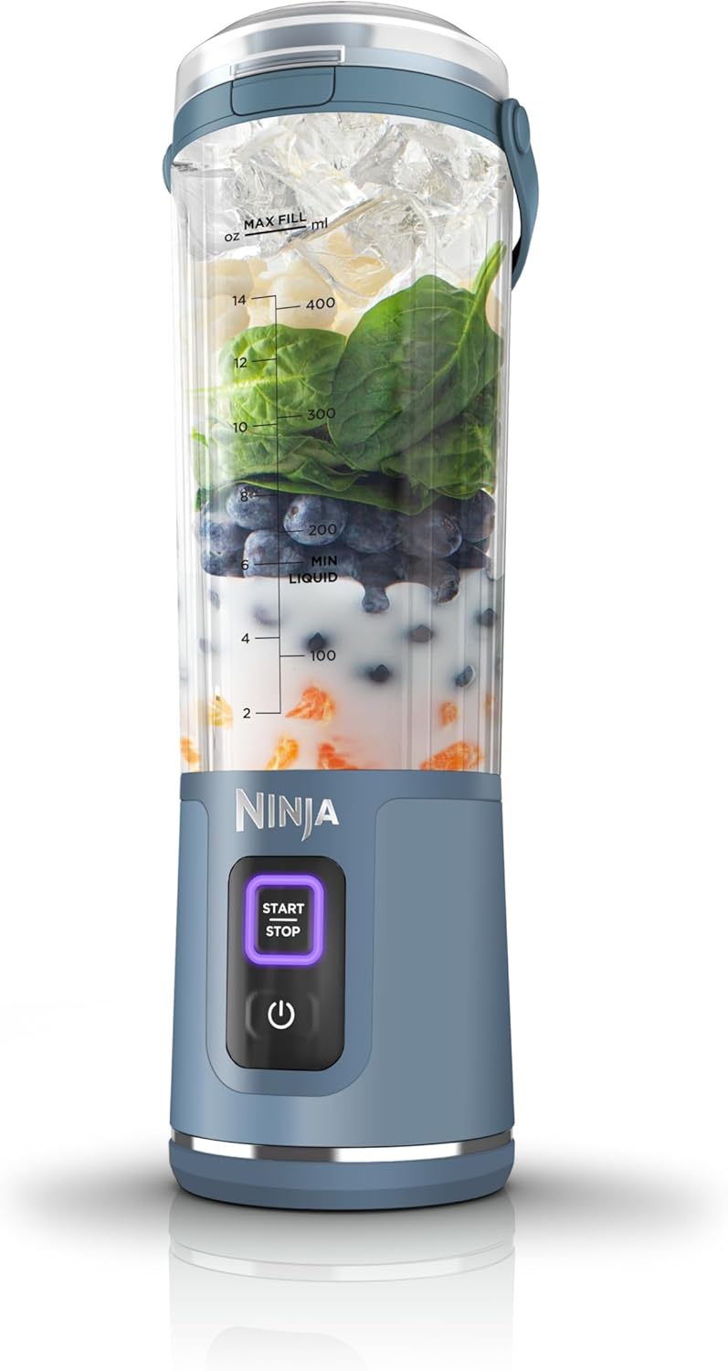 Ninja Blast Frullatore Portatile / Frullatore a Immersione / Frullatore per Smoothie, Tazza da 530 ml, Coperchio a Prova di Perdite, Mini Frullatore Potente, Senza Fili e Ricaricabile, Trita Ghiaccio e Frutta, Nero, BC151EUBK