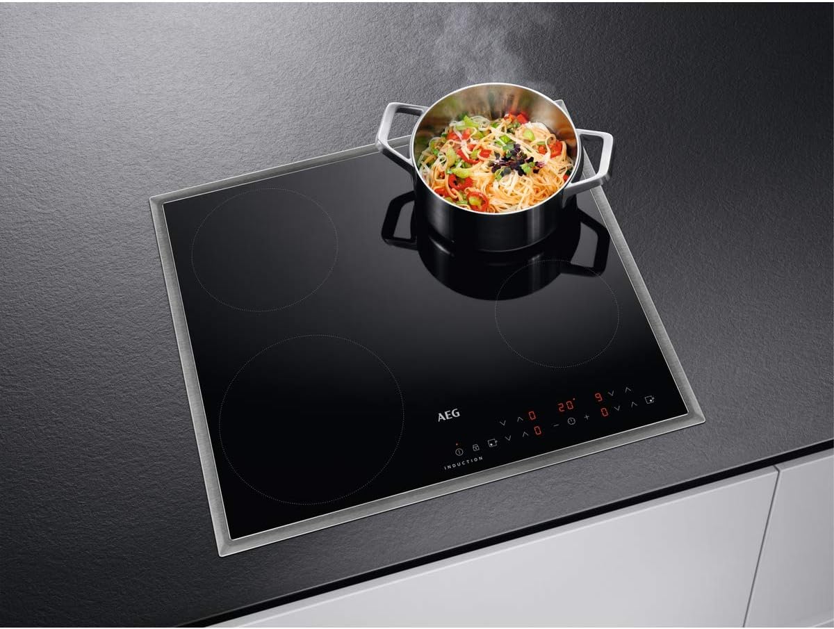 AEG Piano cottura a induzione autarchico 60cm / 4 zone con 2x funzione Power per una cottura rapida / 9 livelli di potenza / cornice in acciaio inox / Timer / Controlli Touch / Blocco di sicurezza bambini / Indicatore di calore residuo / IKB6430AMB