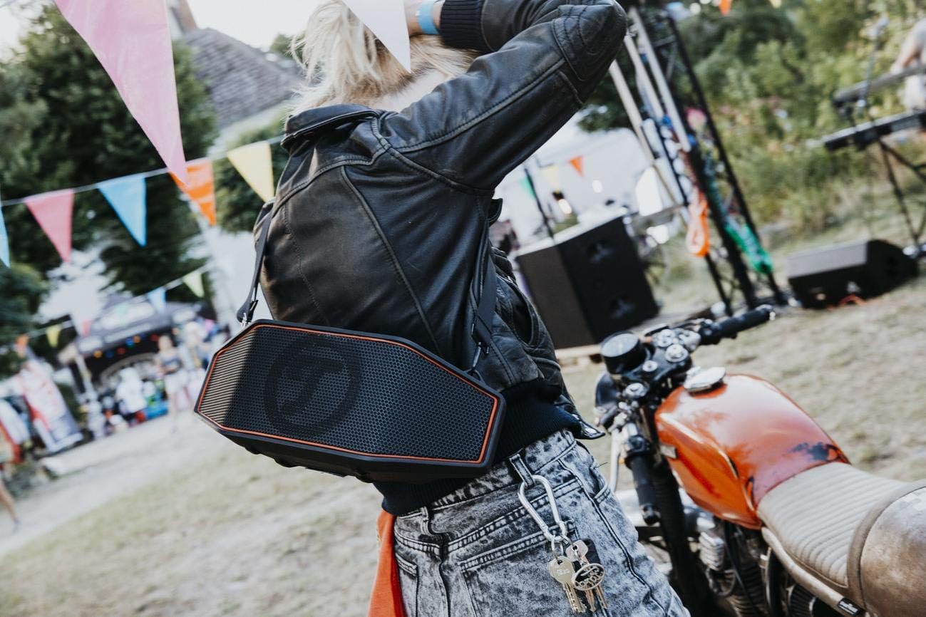 Teufel ROCKSTER Cross Altoparlante stereo Bluetooth portatile Wireless musica Batteria fino a 16 ore Protezione dagli spruzzi d'acqua IPX5 Nero